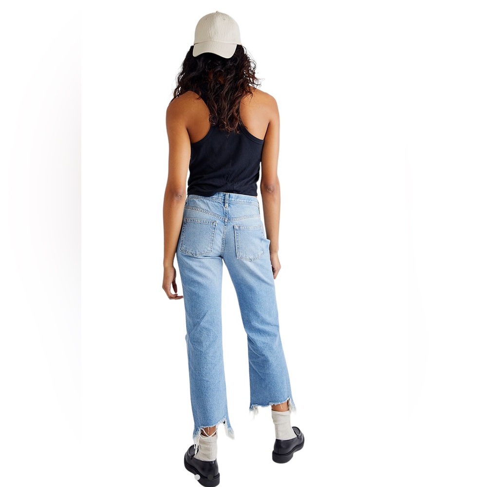 NWT Free People Maggie Mid-Rise Straight-Leg Jeans - Picture 2 of 12